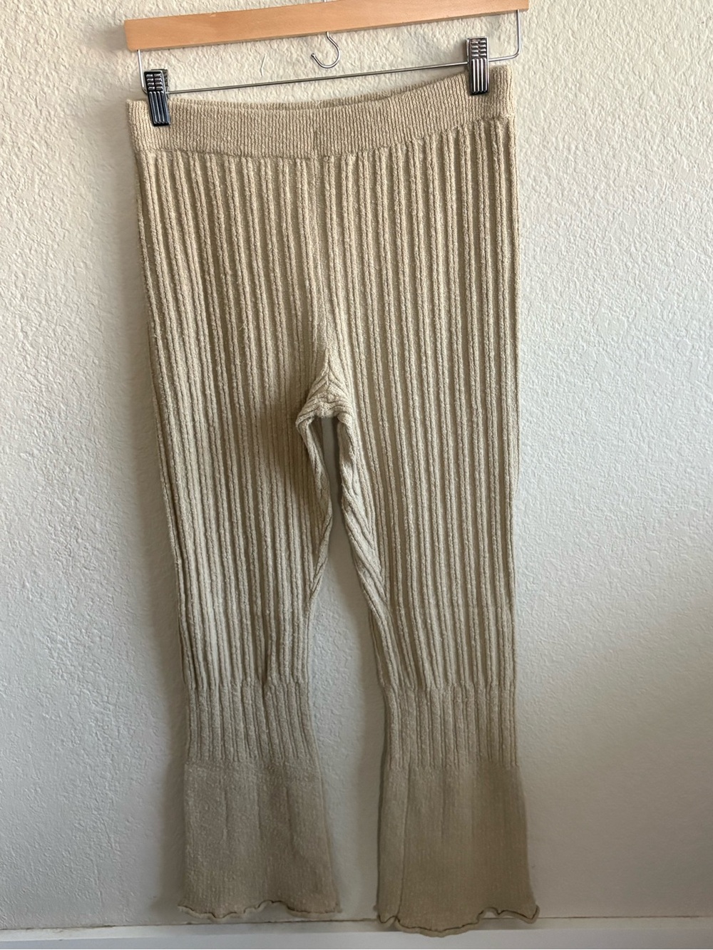 Women’s Ribbed Knit Flare Bottoms in Beige